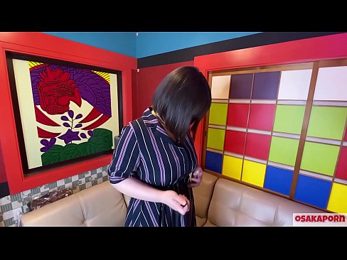 ❤️ جاپاني پياري وڏي سيني سان گڏ جنسي رانديڪن سان مشت زني ڪري ٿي ۽ هڪ orgasm آهي. هوءَ هڪ انٽرويو ۾ پنهنجي ڀوائتي تجربي بابت ڳالهائي ٿي. وڏيون چوڙيون ۽ وارن واري بلت زور سان روئي رهي آهي. اوساڪاپورن ️❌ تي sd.ixiporn.ru